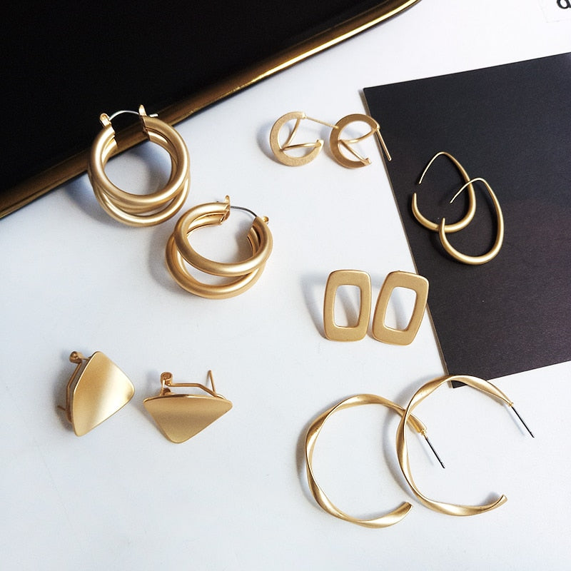 Women's Fashion Geometric Matte Gold Earrings