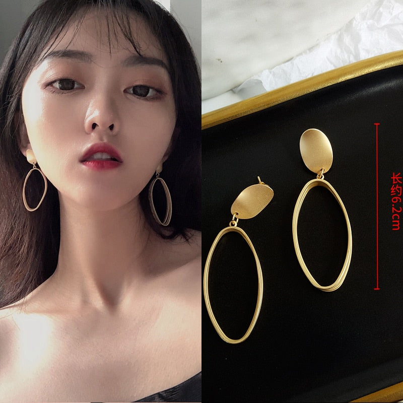 Women's Fashion Geometric Matte Gold Earrings