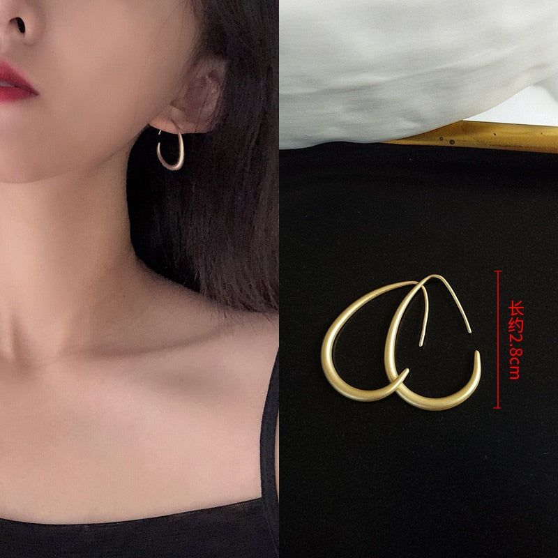 Women's Fashion Geometric Matte Gold Earrings
