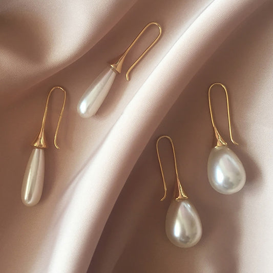 Minimalistic Pearl Women's Earrings