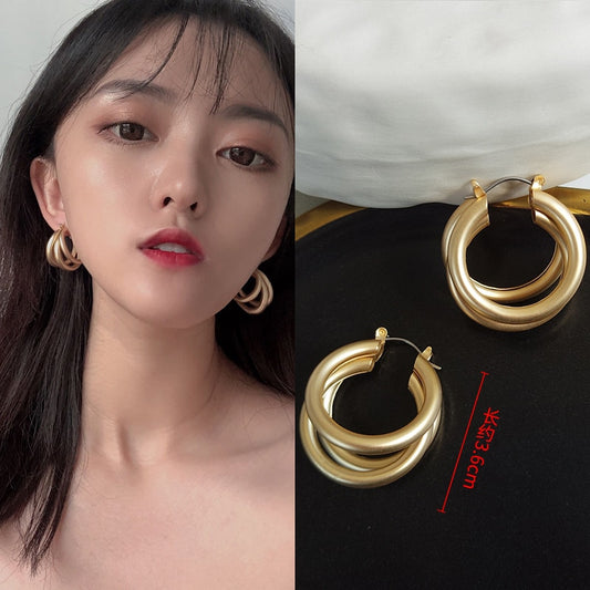 Women's Fashion Geometric Matte Gold Earrings